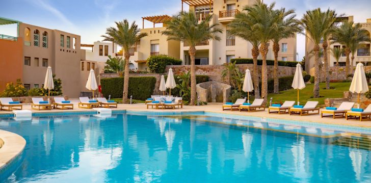 Apsistokite AJIRA RESORT SAHL HASHEESH viešbutyje už gerą kainą.