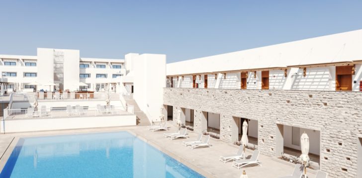 Apsistokite SENTIDO REEF OASIS SUAKIN RESORT viešbutyje už gerą kainą. 