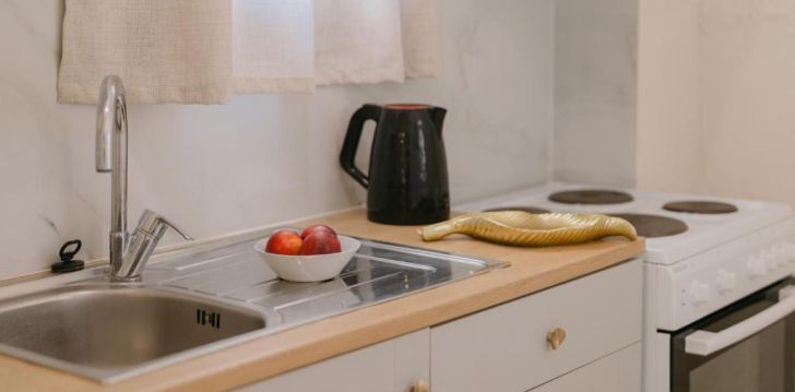 Planuoji kelionę į Graikija? apsistokite 3 viešbutyje PERLA APARTMENTS. 