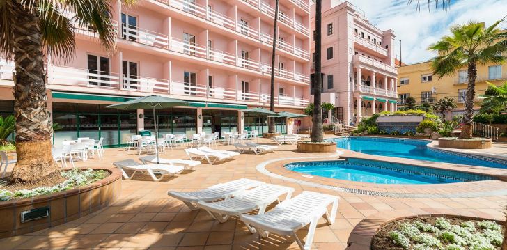 Tavęs laukia poilsis Ispanija įsikūrusiame GUITART ROSA (Adults Only)
