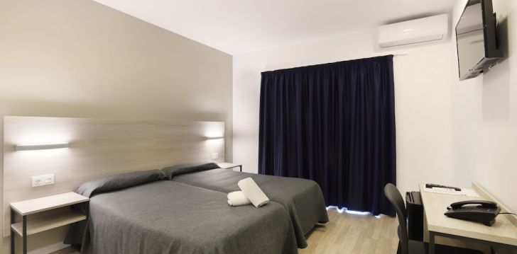 Viešbutis HOTEL BRASIL įsikūręs Ispanija.