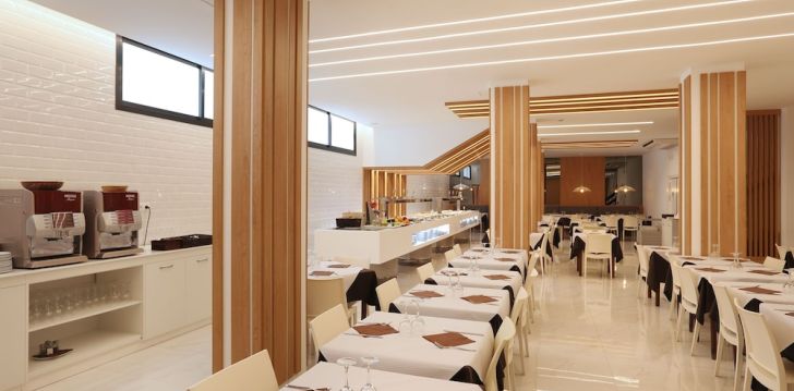 Rinkitės viešbutį HOTEL BRASIL kelionei į Ispanija
