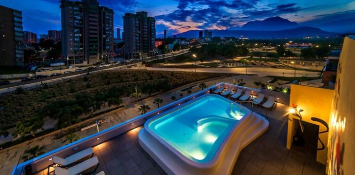 Planuoji kelionę į Ispanija? apsistokite 4 viešbutyje HOTEL CARLOS I.
