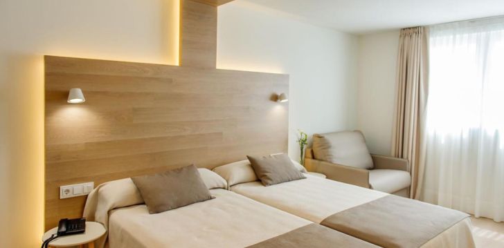 Apsistokite HOTEL CARLOS I viešbutyje už gerą kainą.