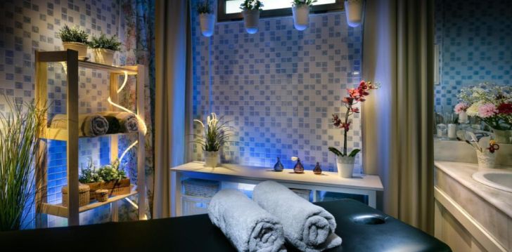 Viešbutis RH PRINCESA HOTEL & SPA įsikūręs Ispanija. 