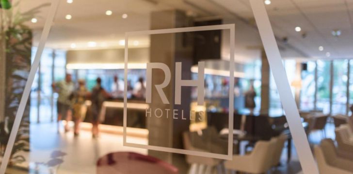 Apgyvendinimas 4* RH PRINCESA HOTEL & SPA