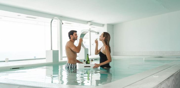 Planuoji kelionę į Ispanija? apsistokite 4 viešbutyje VILLA DEL MAR. 