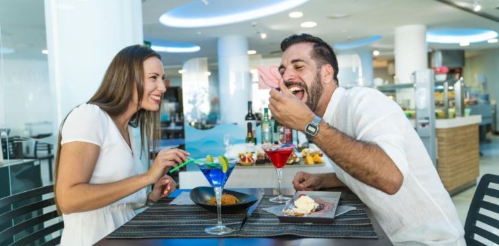 Atostogos Ispanija – apsistokite viešbutyje VILLA DEL MAR