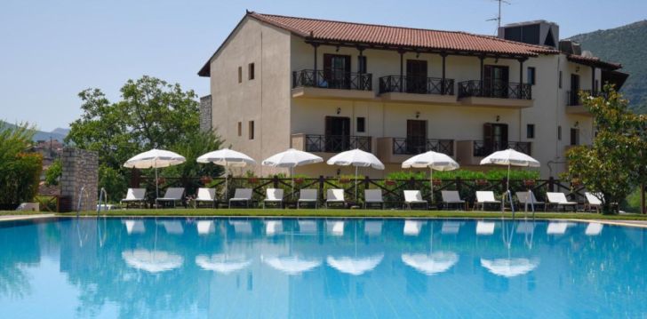 Apsistokite MONT HELMOS HOTEL viešbutyje už gerą kainą. 