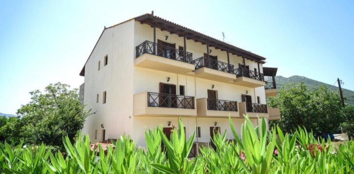 Planuoji kelionę į Graikija? apsistokite 3 viešbutyje MONT HELMOS HOTEL.