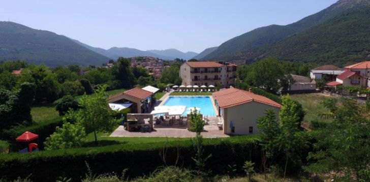 Viešbutis MONT HELMOS HOTEL įsikūręs Graikija. 