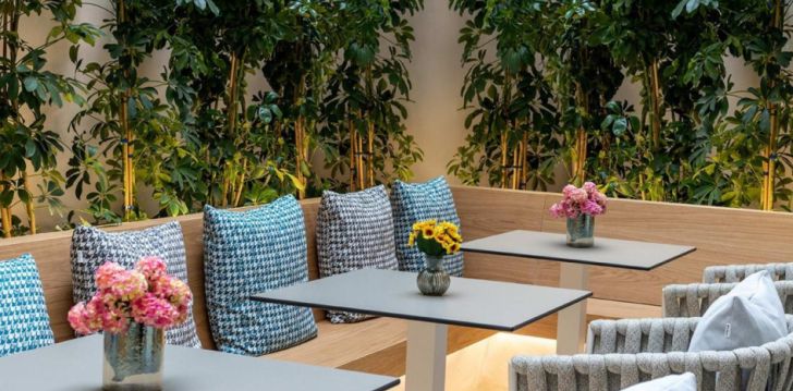 Planuoji kelionę į Graikija? apsistokite 4 viešbutyje DAYS CITY SUITES. 