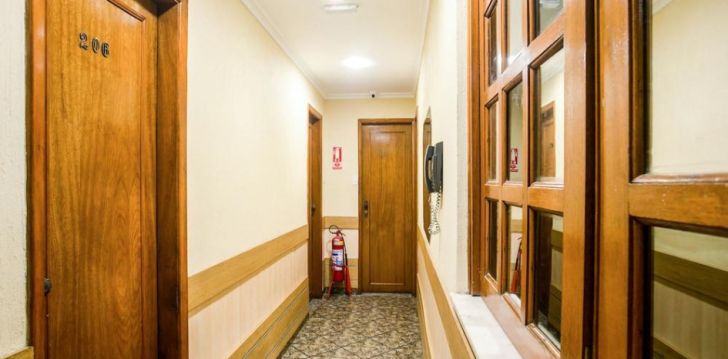 Apsistokite VILLA RICA HOTEL viešbutyje už gerą kainą.
