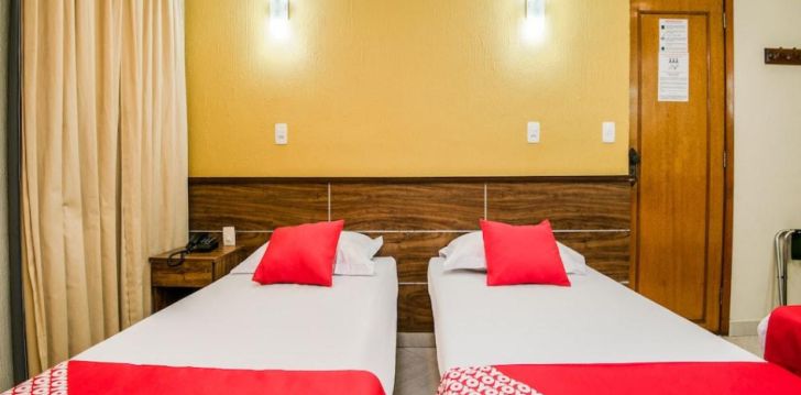 Apsistokite VILLA RICA HOTEL viešbutyje už gerą kainą.