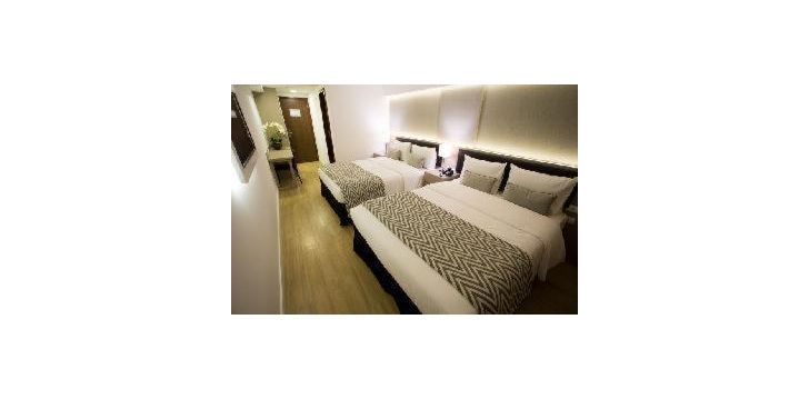 Nepraleisk progos pailsėti už gerą kainą - viešbutyje ROYAL REGENCY PALACE HOTEL