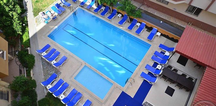 Apsistokite BIN BILLA HOTEL viešbutyje už gerą kainą. 