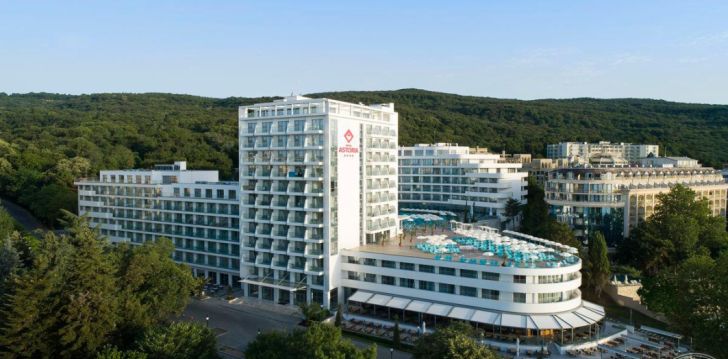 Apsistokite ASTORIA GOLDEN SANDS viešbutyje už gerą kainą.