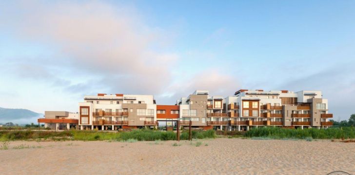 Planuoji kelionę į Bulgarija? apsistokite 4 viešbutyje SOL LUNA BAY RESORT. 