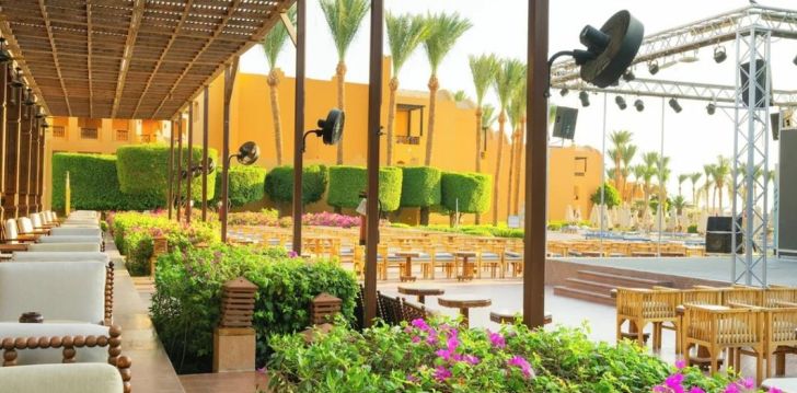 Planuoji kelionę į Egiptas? apsistokite 5 viešbutyje STELLA BEACH RESORT & SPA MAKADI BAY. 