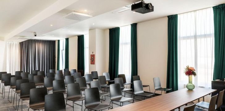 Apsistokite B&B HOTEL VENEZIA LAGUNA viešbutyje už gerą kainą.