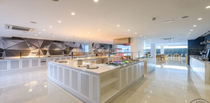 TASIA MARIS SEASONS HOTEL (ADULTS ONLY 16+) - klientų vertinamas, kaip geras kainos ir kokybės santykis.
