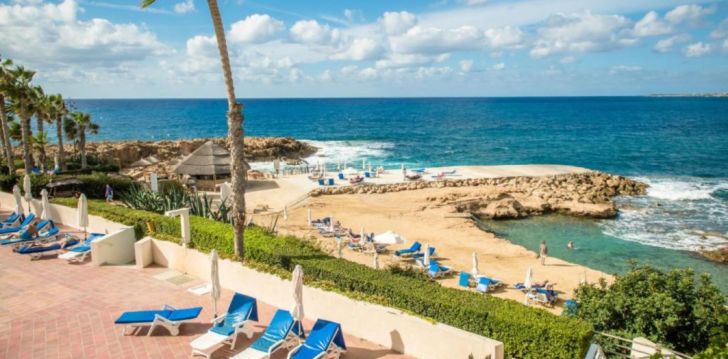 Tavo atostogos prasideda viešbutyje CYNTHIANA BEACH HOTEL