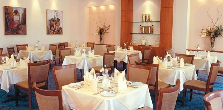 Rinkitės viešbutį CYNTHIANA BEACH HOTEL kelionei į Kipras