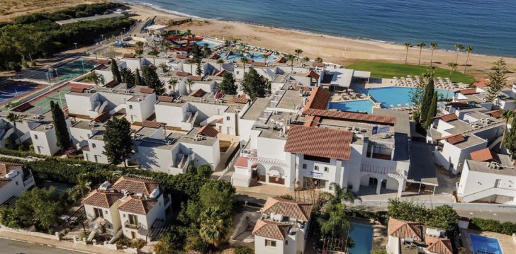 Planuoji kelionę į Kipras? apsistokite 4 viešbutyje KAPETANIOS AQUA RESORT.