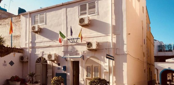 Apsistokite B&B SIKELIA viešbutyje už gerą kainą. 