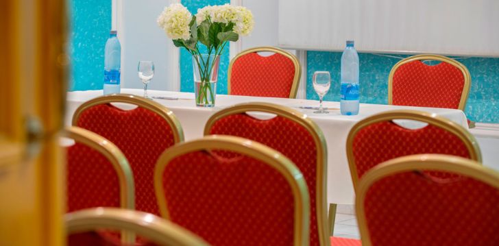 Geras kainos ir kokybės santykis atostogoms - viešbutis KAPETANIOS LIMASSOL HOTEL