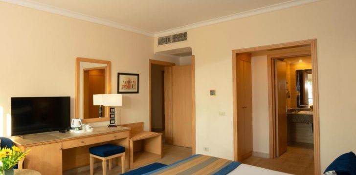 STELLA BEACH RESORT & SPA MAKADI BAY - klientų vertinamas, kaip geras kainos ir kokybės santykis.