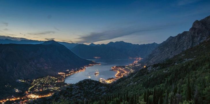 Apsistokite HUMA KOTOR BAY HOTEL & VILLAS viešbutyje už gerą kainą. 