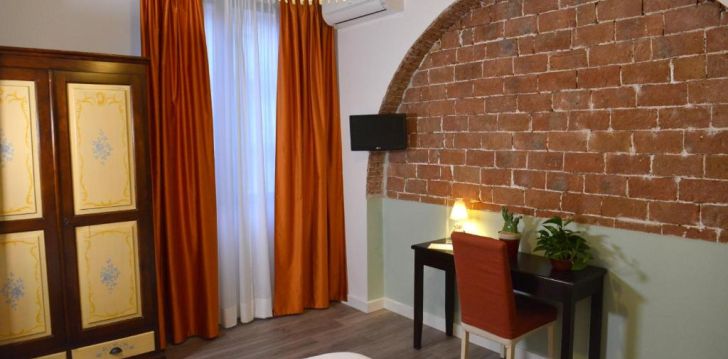 Apsistokite RESIDENZA DEL TURISTA viešbutyje už gerą kainą. 