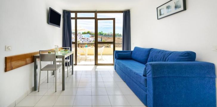 Viešbutis APARTAMENTOS ROSLARA įsikūręs Ispanija.