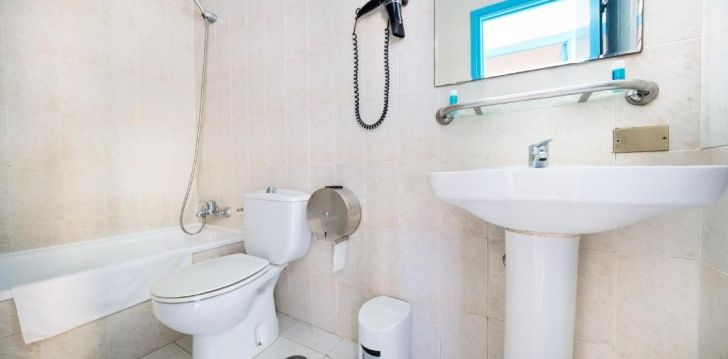 Atostogos Ispanija – apsistokite viešbutyje APARTAMENTOS ROSLARA
