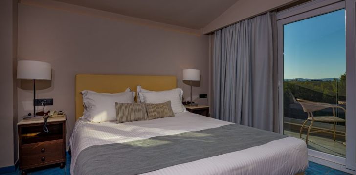 tavo atostogos prasideda viešbutyje ALEXANDRA BEACH RESORT