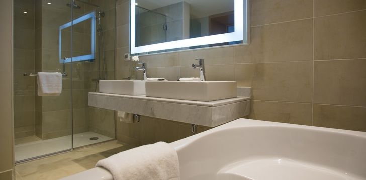apsistokite NOVOTEL MARSA ALAM viešbutyje už gerą kainą.