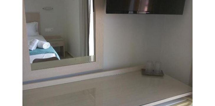Planuoji kelionę į Graikija? apsistokite 3 viešbutyje NIKO ELEN. 