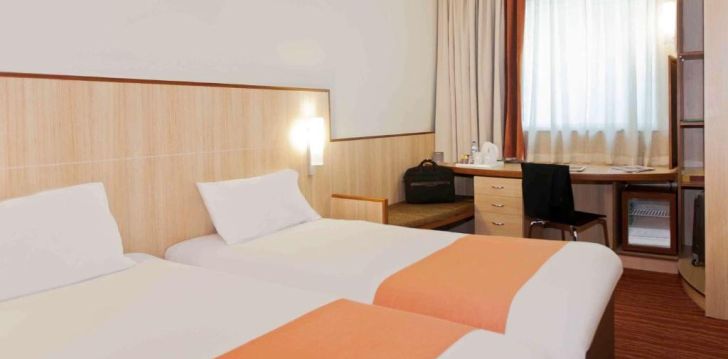 Viešbutis IBIS DUBAI AL BARSHA įsikūręs JAE. 