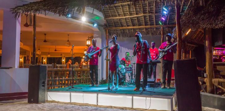 Planuoji kelionę į ? apsistokite 5 viešbutyje DOUBLE TREE BY HILTON RESORT ZANZIBAR.