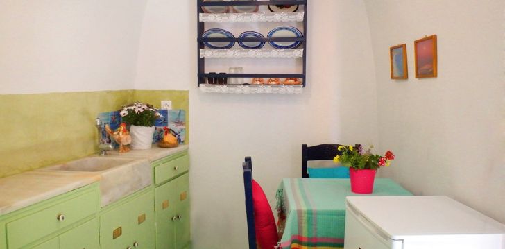 Nepraleisk progos pailsėti už gerą kainą - viešbutyje EMMANTINA HOUSES