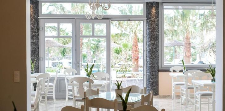 CASTRO HOTEL (SANTORINI) - klientų vertinamas, kaip geras kainos ir kokybės santykis.