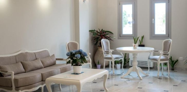 Jaukus viešbutis CASTRO HOTEL (SANTORINI), jūsų atostogoms