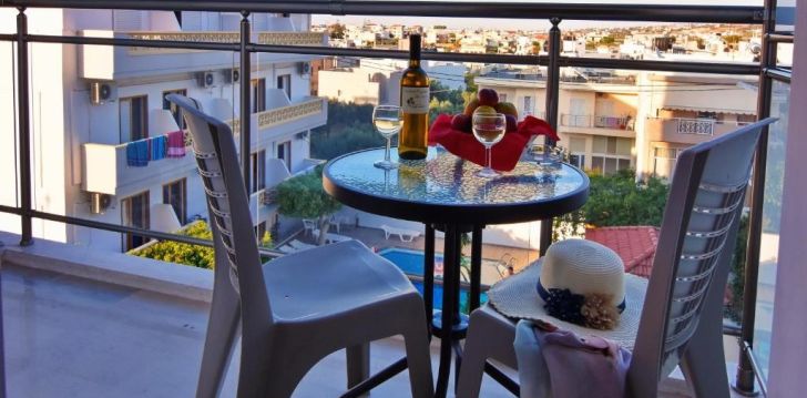 Planuoji kelionę į Graikija? apsistokite 3 viešbutyje SUNNY RESORT.