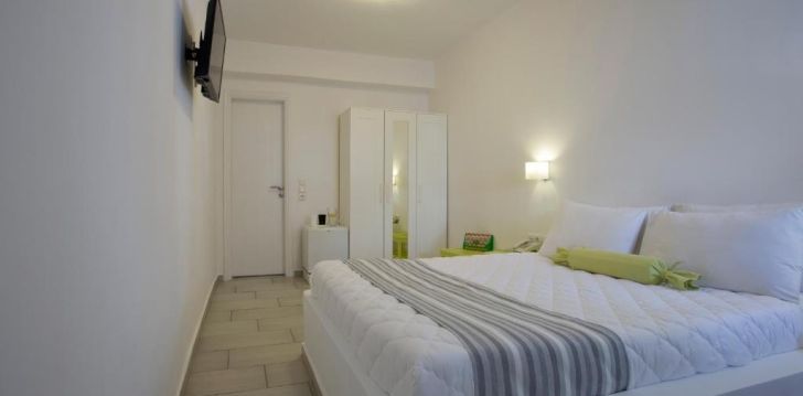 Apsistokite ALEXANDRA HOTEL & APARTMENTS viešbutyje už gerą kainą.