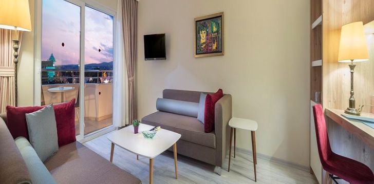 rinkitės viešbutį ROYAL GARDEN BEACH HOTEL kelionei į Turkija
