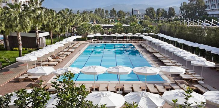 ROYAL GARDEN BEACH HOTEL - klientų vertinamas, kaip geras kainos ir kokybės santykis. 