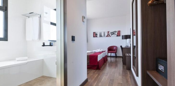 viešbutis HOTEL 4 BARCELONA įsikūręs Ispanija.