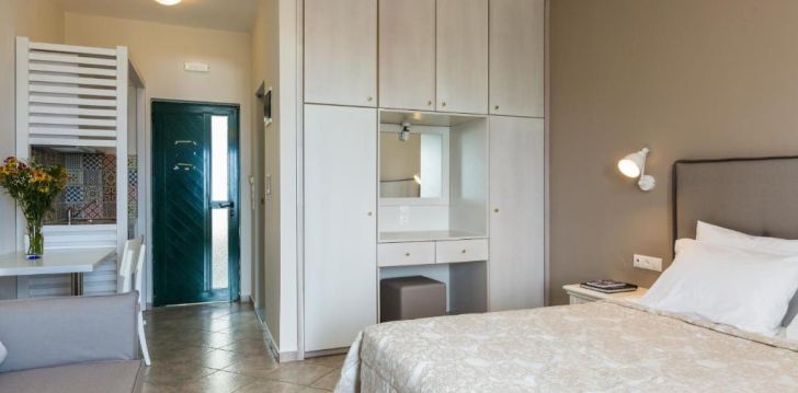 Apsistokite MANOS PALACE viešbutyje už gerą kainą. 