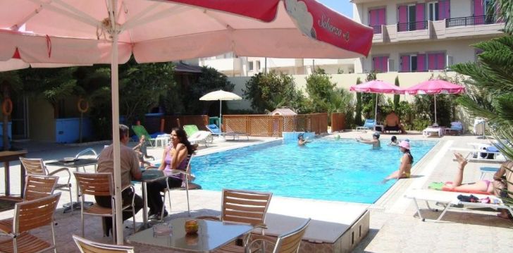 Viešbutis ELENI PALACE įsikūręs Graikija.